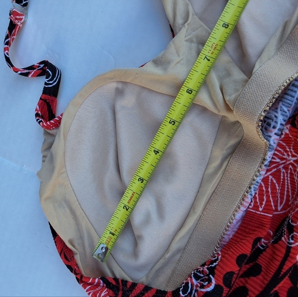 Catalina Hawaiian Print PLUS halter Swimsuit.3X - Picture 8 of 13